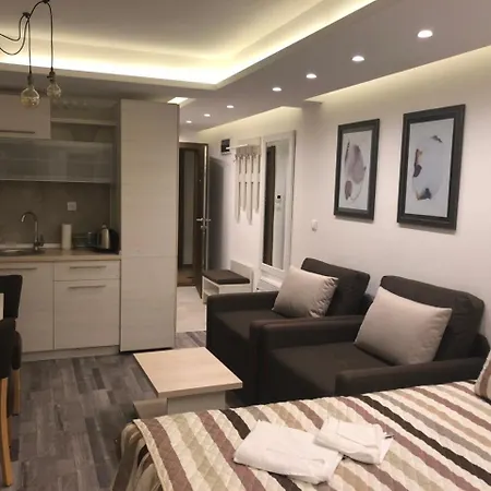 Apartment Milmari *